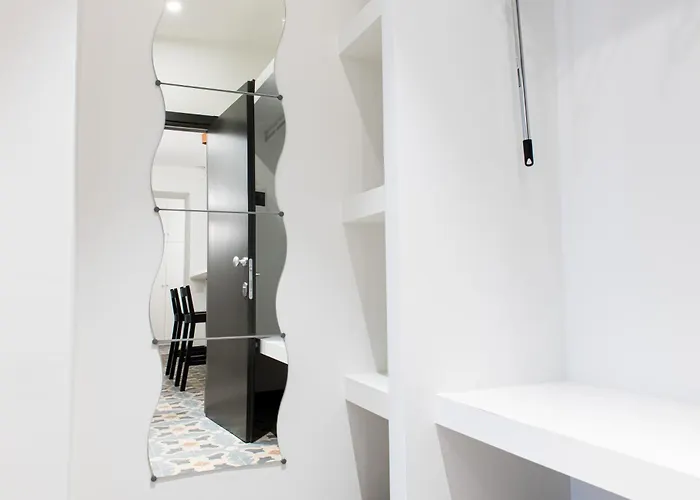 Flaminia Grand בית הארחה 4*